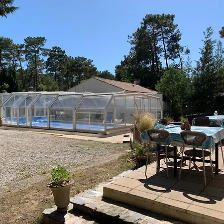 Les Conches 14 Couchages Avec Piscine Chauffee